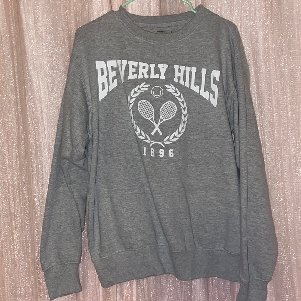 Sweatshirt